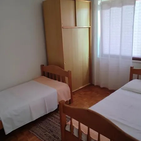 Apartment Kristina *