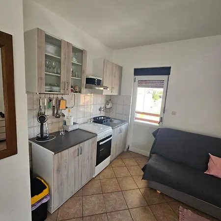 Kristina Apartament *