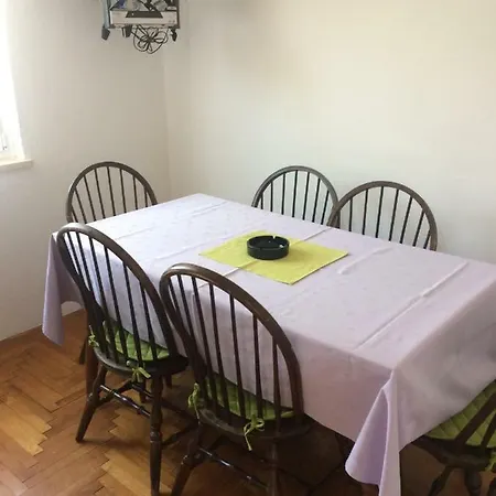 Kristina Apartment *